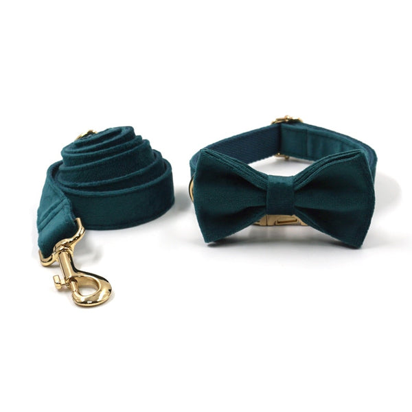 Load image into Gallery viewer, Luxury Velvet Crush Emerald - Leash, Poop Bag Holder &amp; Personalised Collar

